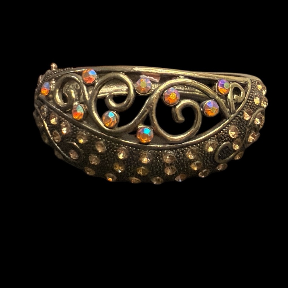 Vintage‎ Rhinestone Bangle Bracelet Gold Tone Filigree Crystal Boho Jewelry